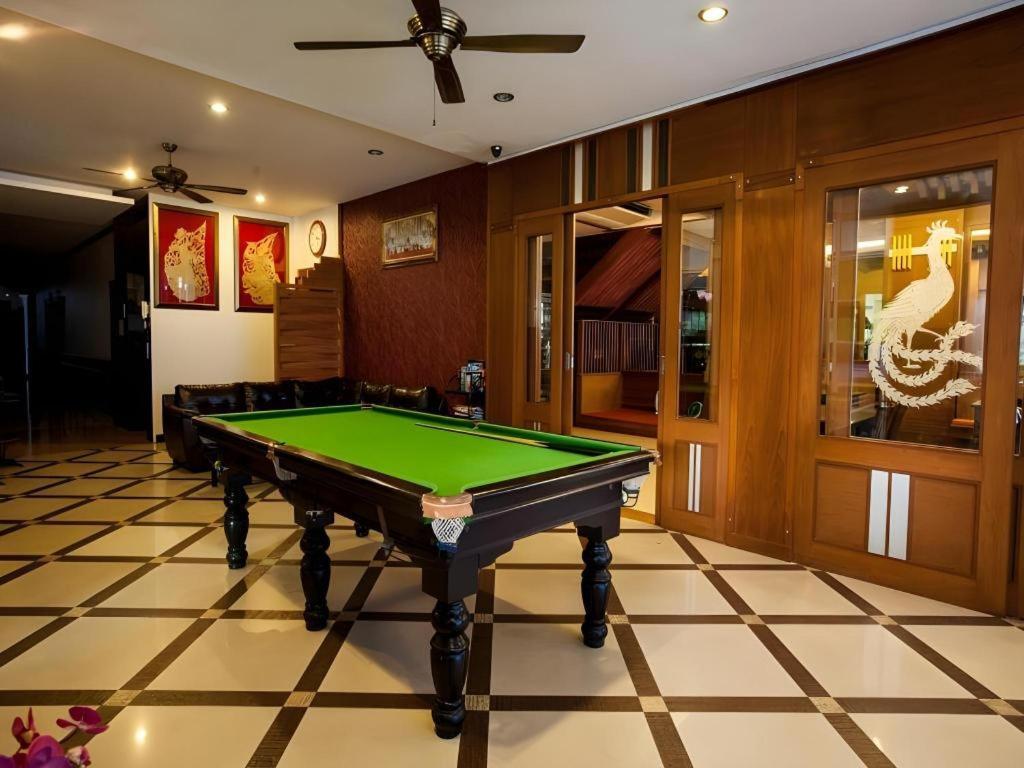 Triple Rund Place Hotel Patong Zewnętrze zdjęcie
