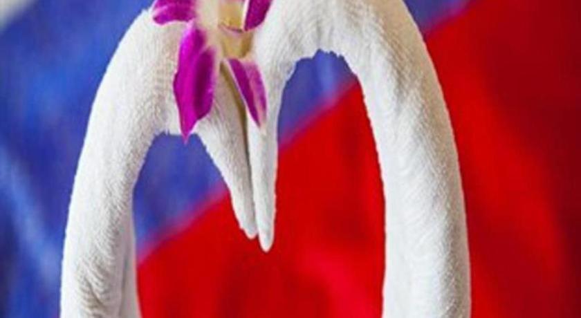 Triple Rund Place Hotel Patong Zewnętrze zdjęcie