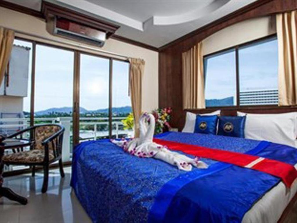 Triple Rund Place Hotel Patong Zewnętrze zdjęcie