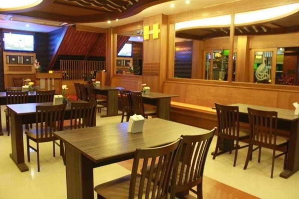 Triple Rund Place Hotel Patong Zewnętrze zdjęcie